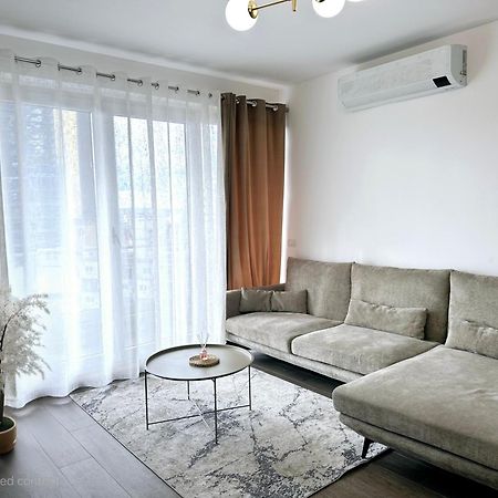 Free Parking Skanderbeg Square - Spacious Central Apartment 地拉那 外观 照片