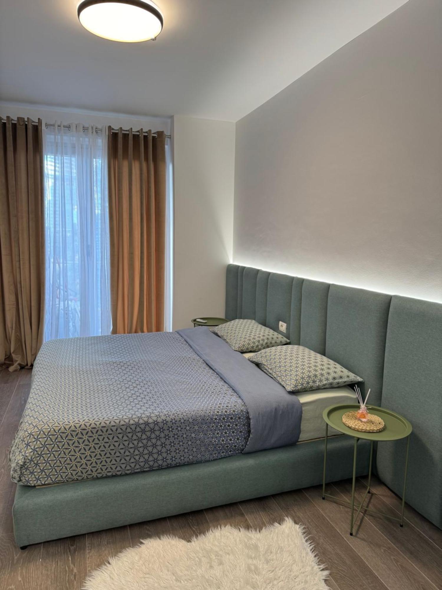 Free Parking Skanderbeg Square - Spacious Central Apartment 地拉那 外观 照片